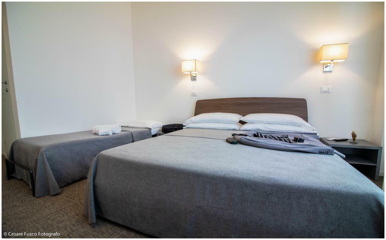 Hotel Caraibi Milano Marittima Eksteriør bilde